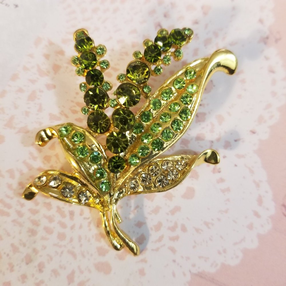 Green Crystal Floral Leaf Brooch, Gold Tone Botanical Pin Sparkling Garden Party